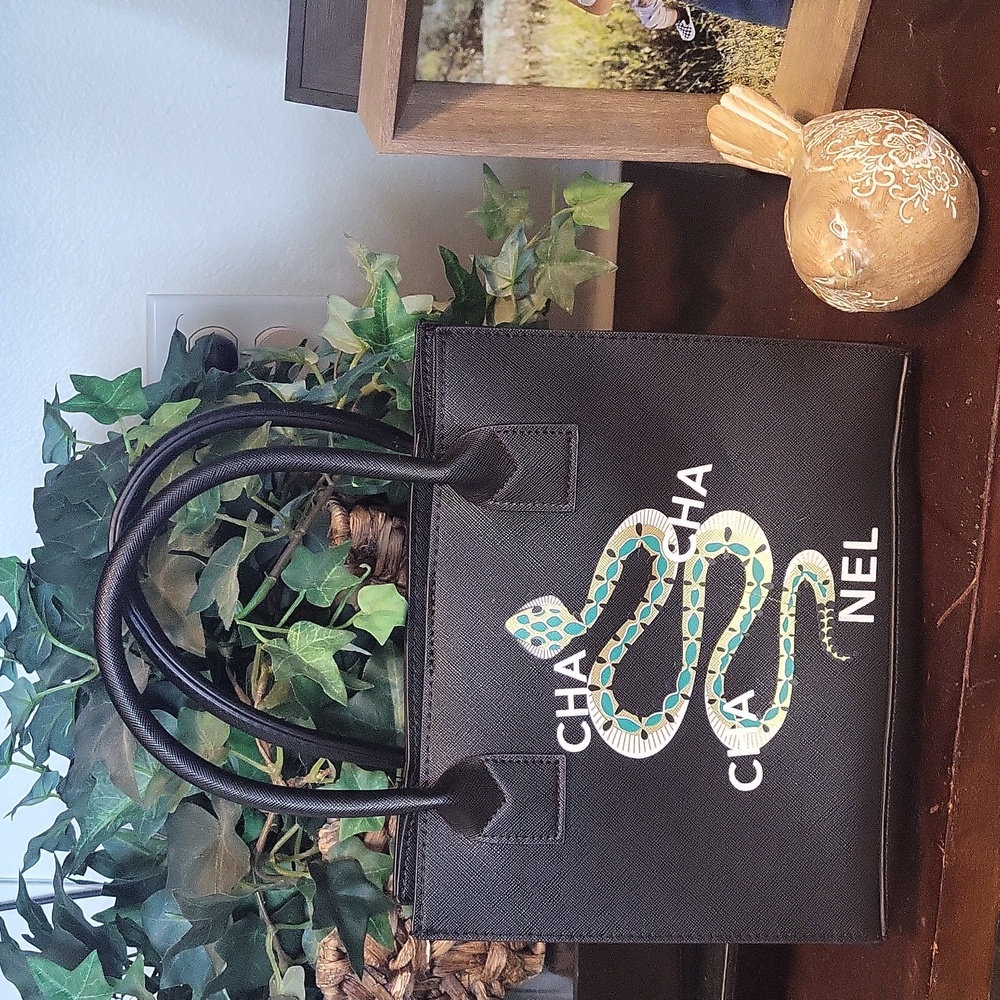 LATC CHA CHA CHA NEL Small Tote with strap NWT